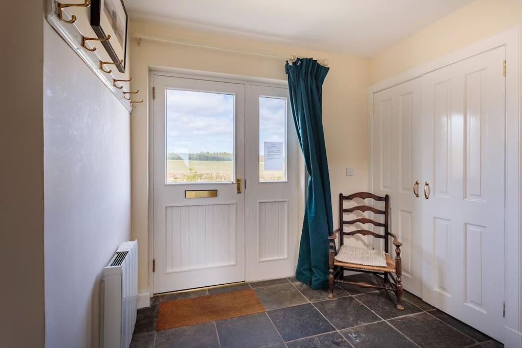Blackhill Farm Cottage เพิร์ท ภายนอก รูปภาพ
