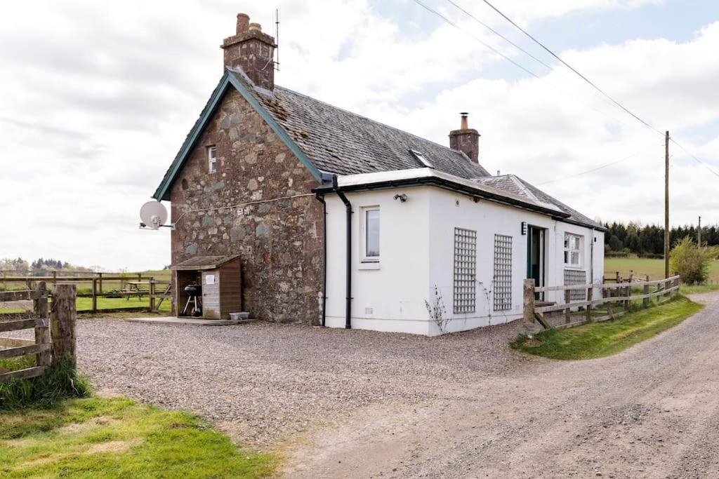 Blackhill Farm Cottage เพิร์ท ภายนอก รูปภาพ