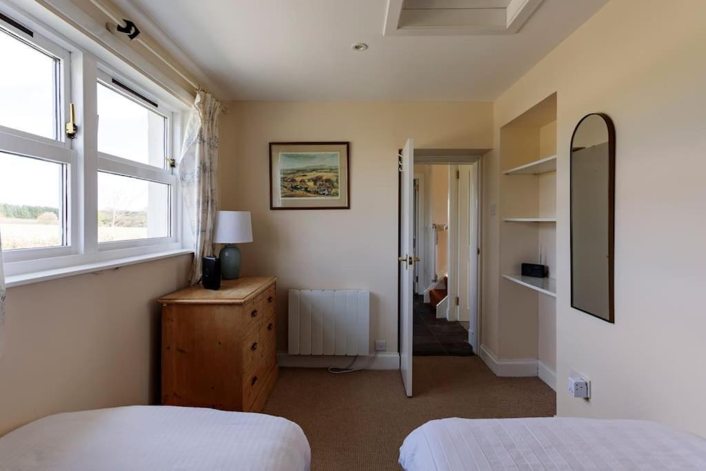 Blackhill Farm Cottage เพิร์ท ภายนอก รูปภาพ
