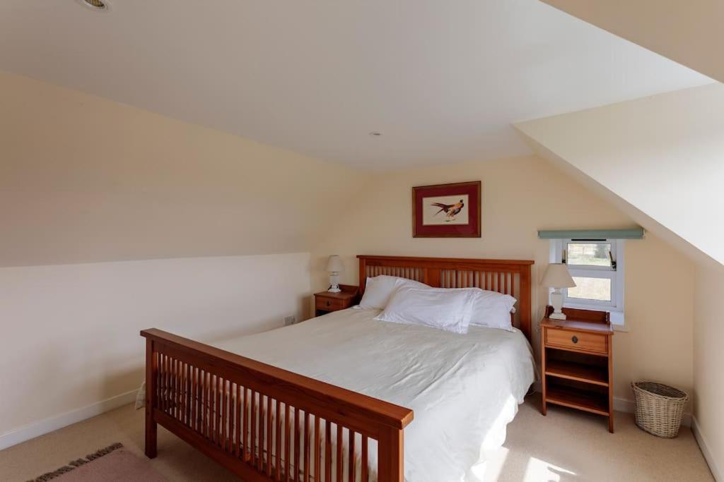 Blackhill Farm Cottage เพิร์ท ภายนอก รูปภาพ