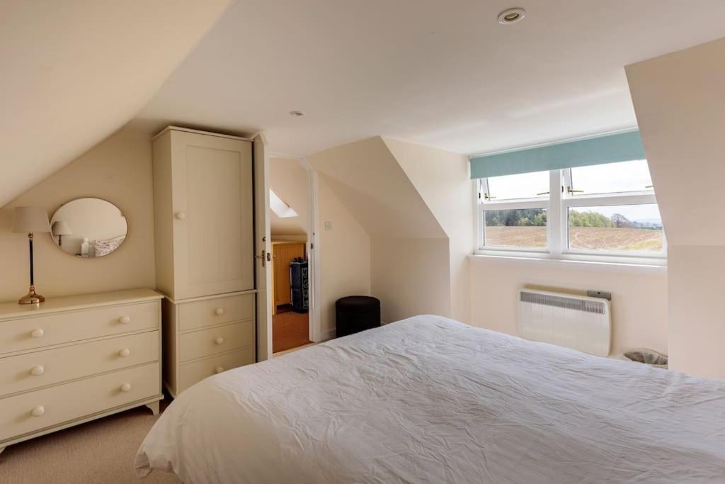 Blackhill Farm Cottage เพิร์ท ภายนอก รูปภาพ