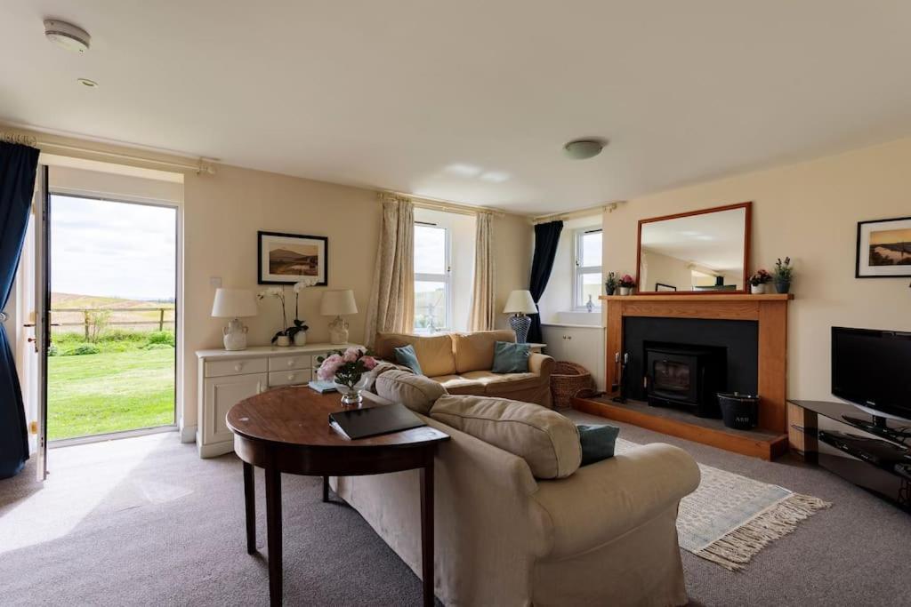 Blackhill Farm Cottage เพิร์ท ภายนอก รูปภาพ
