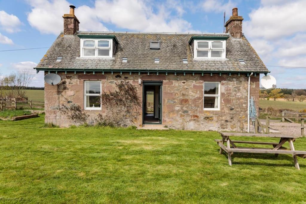Blackhill Farm Cottage เพิร์ท ภายนอก รูปภาพ